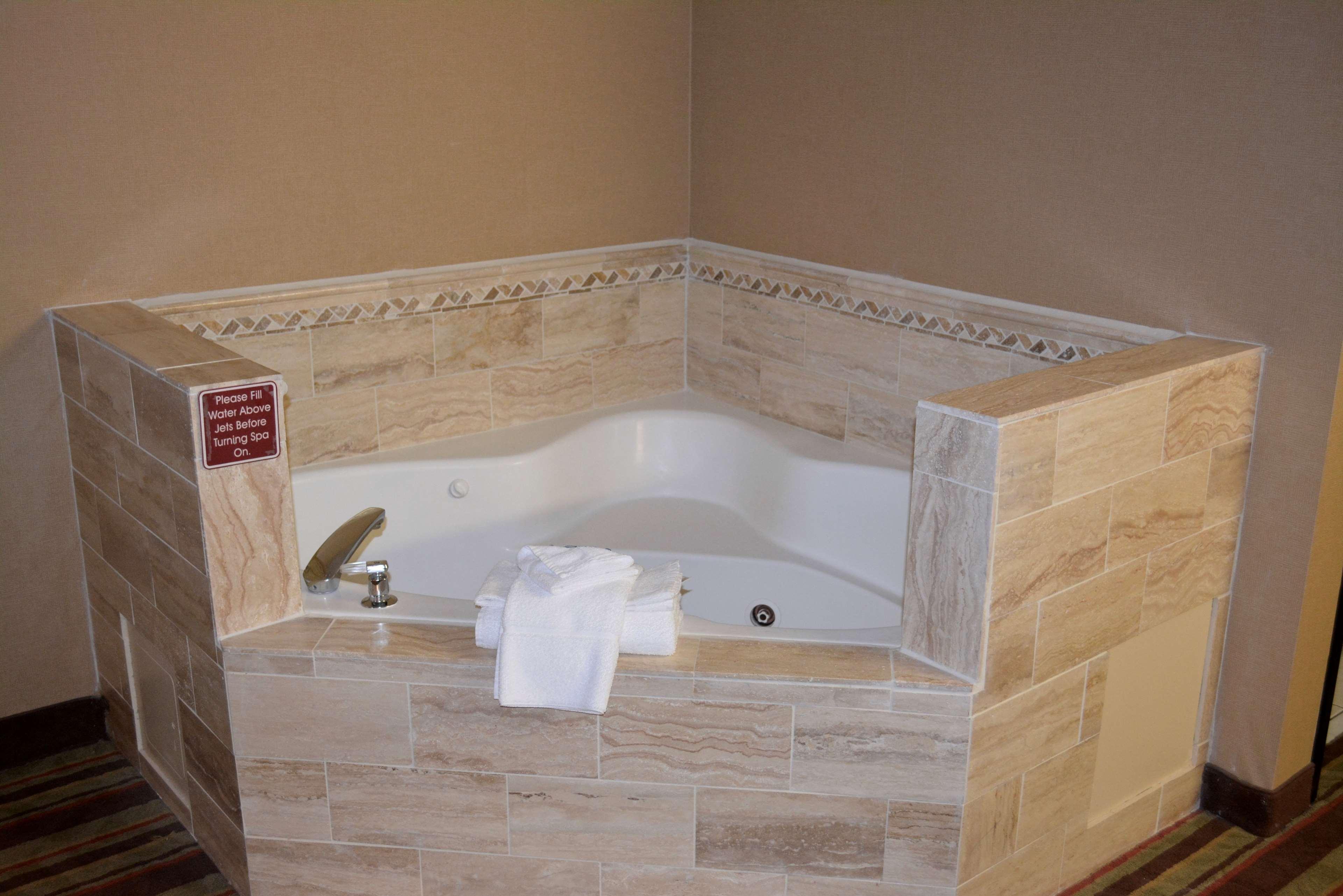 Best Western Wilsonville Inn & Suites Bagian luar foto