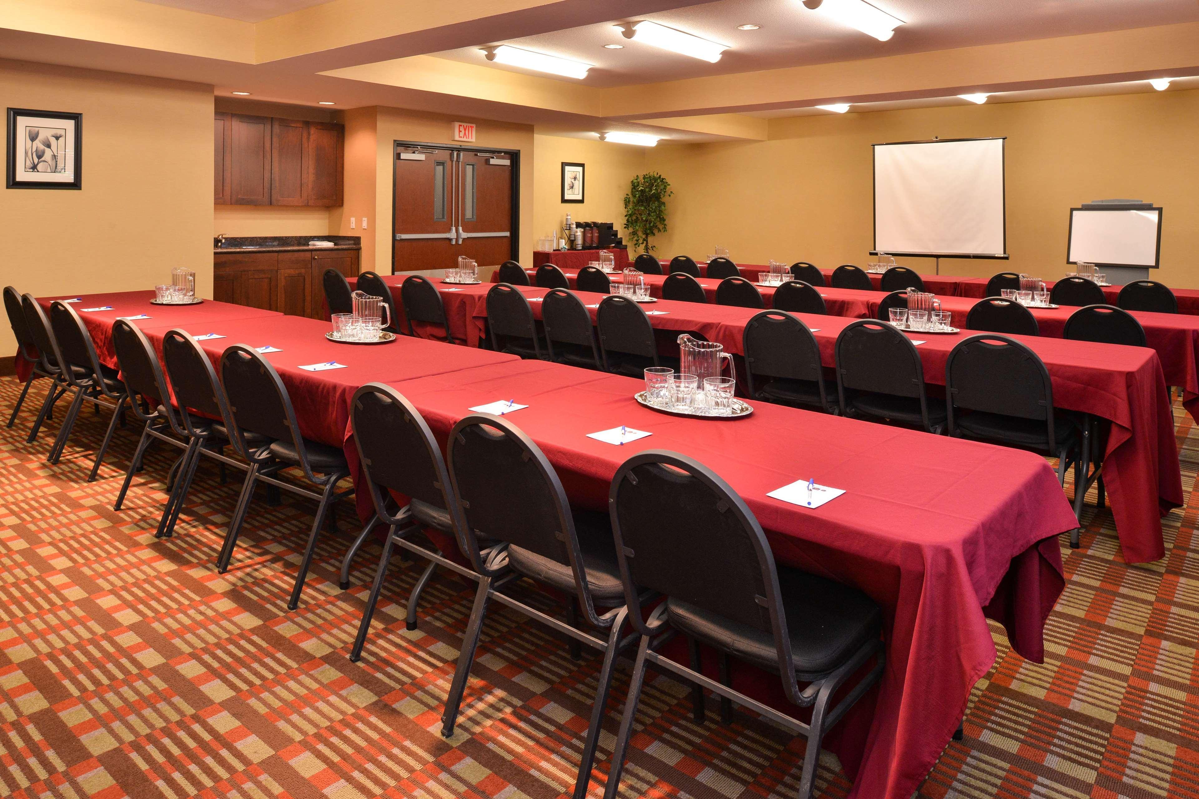 Best Western Wilsonville Inn & Suites Bagian luar foto