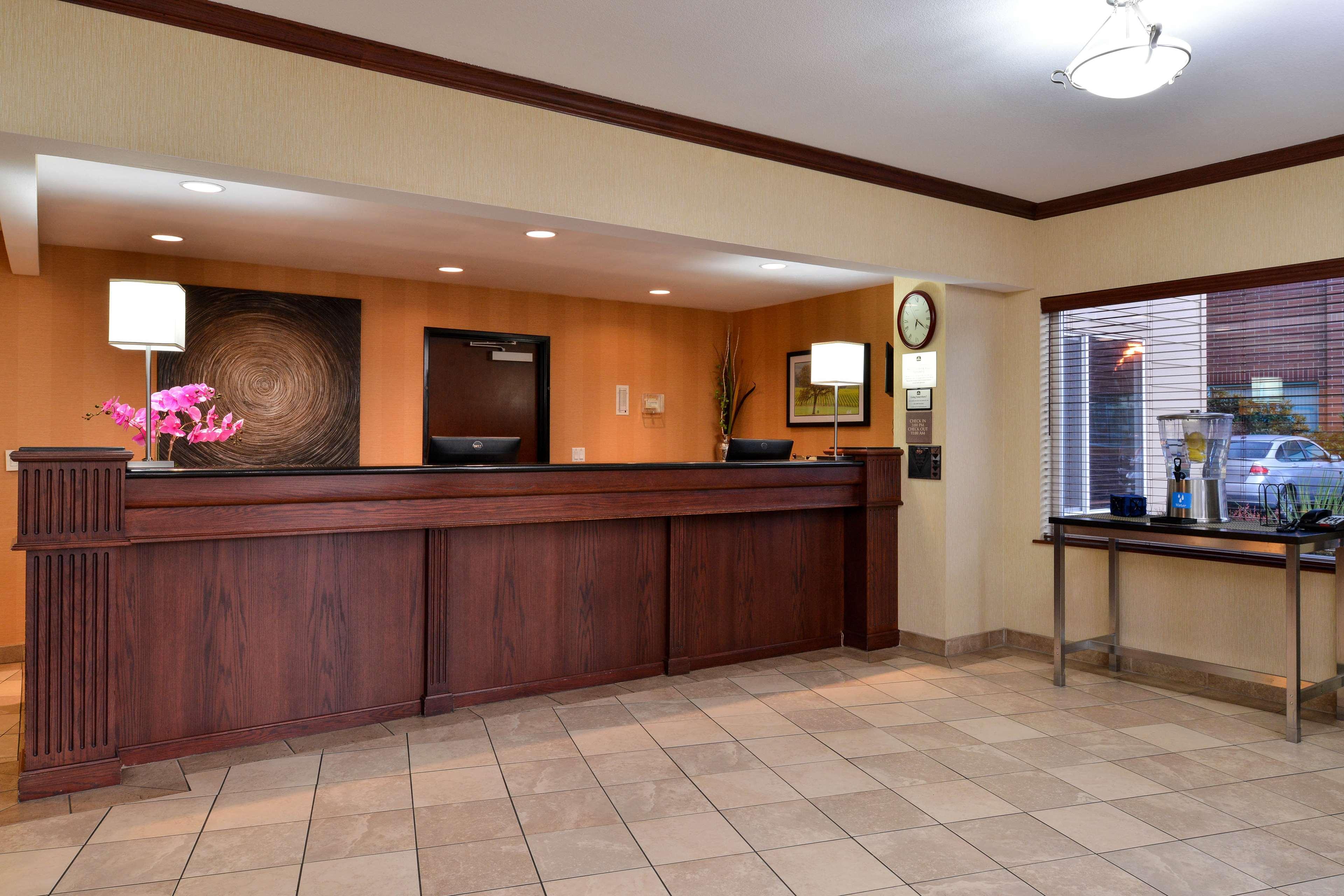 Best Western Wilsonville Inn & Suites Bagian luar foto