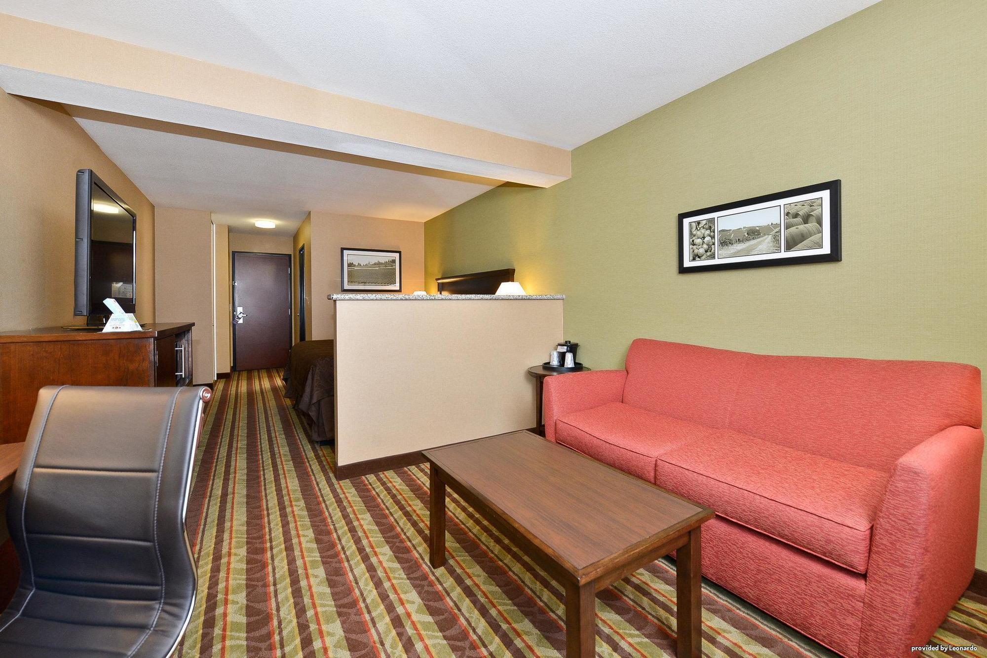 Best Western Wilsonville Inn & Suites Bagian luar foto