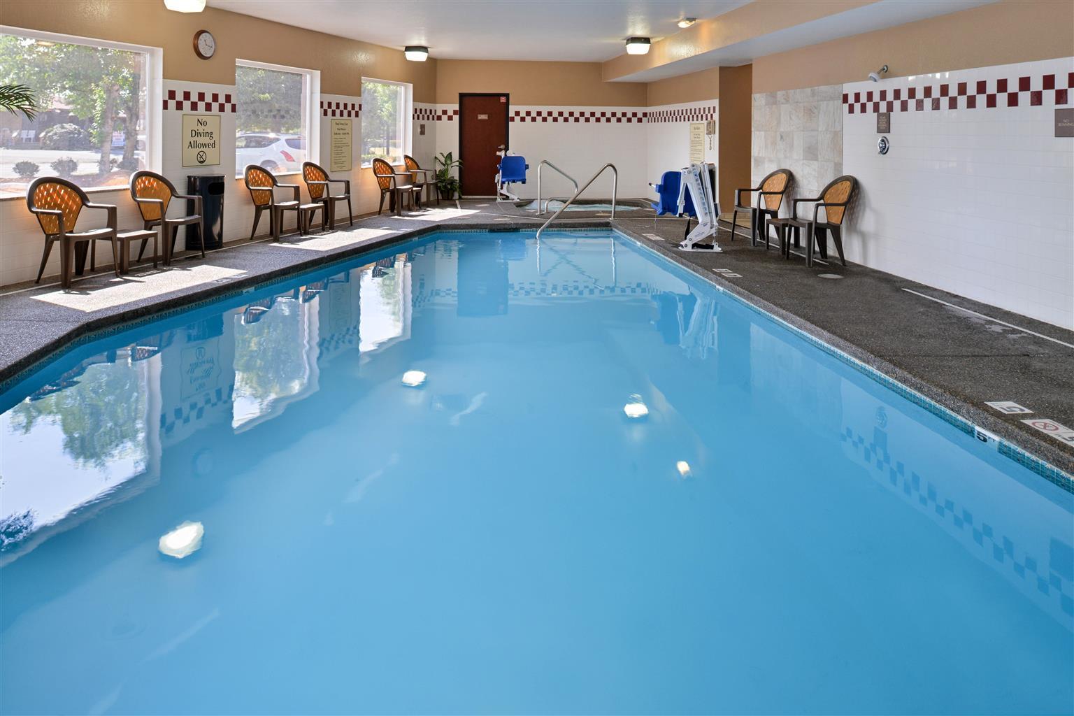 Best Western Wilsonville Inn & Suites Bagian luar foto