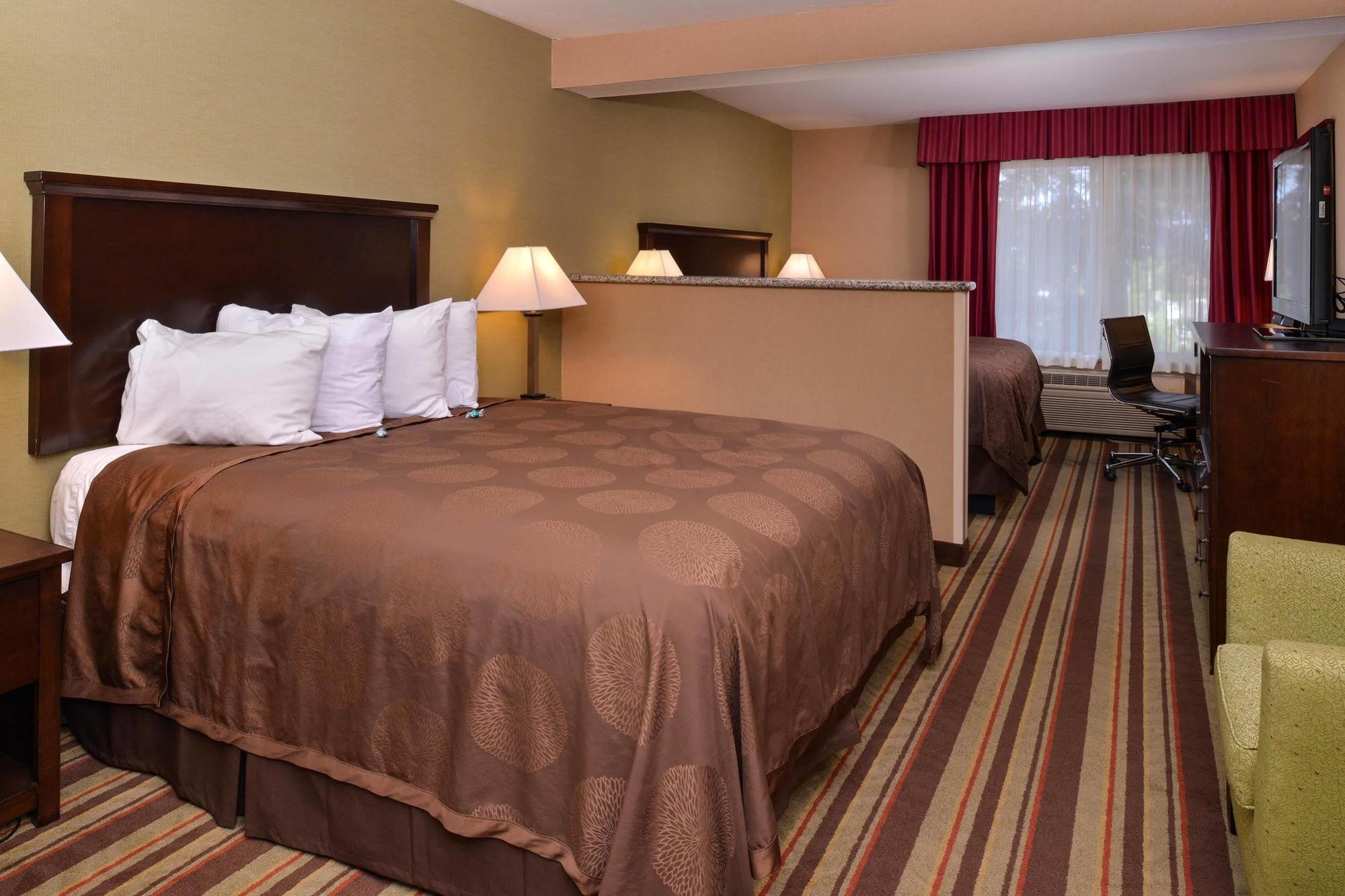 Best Western Wilsonville Inn & Suites Bagian luar foto
